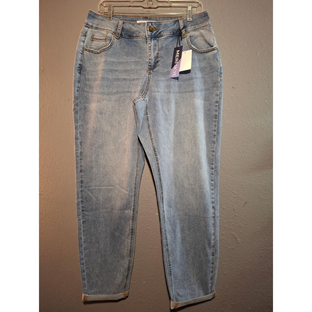 Meri Skye light-wash cuffed denim jeans